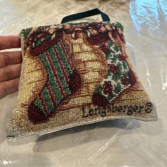 Longaberger Christmas tapestry hanging pillow / décor vintage 5x5 inches - Picture 2 of 7